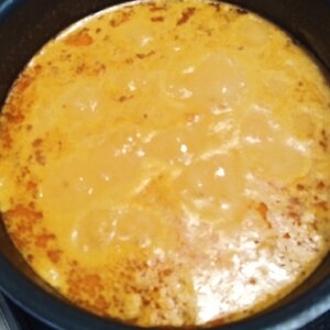 レモンの酸味で爽やか！レモンクリームチキンカレー